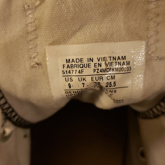 Black Sequined Converse All Stars - Picture 5 of 8